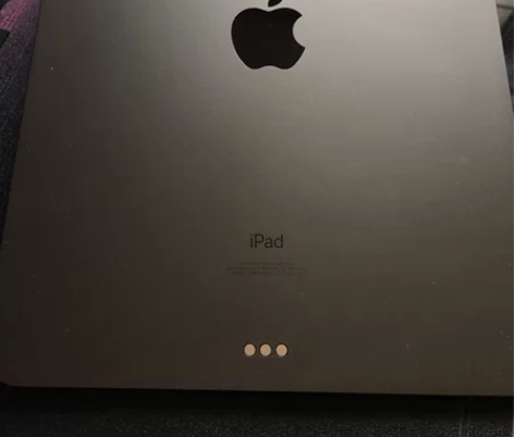 出2021款iPad Pro128G 深空...