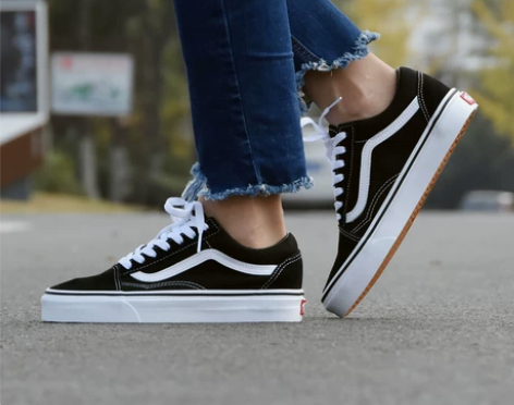 VANS OLD SKOOL低帮黑白经典款...