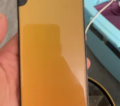 三星s10手机、国行128gb，机器开机屏...