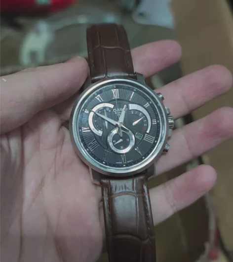 卡西欧手表,吃灰很久没电状态,成色8.5新...