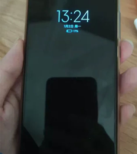 小米8se,6+128,一直带壳膜使用,导...
