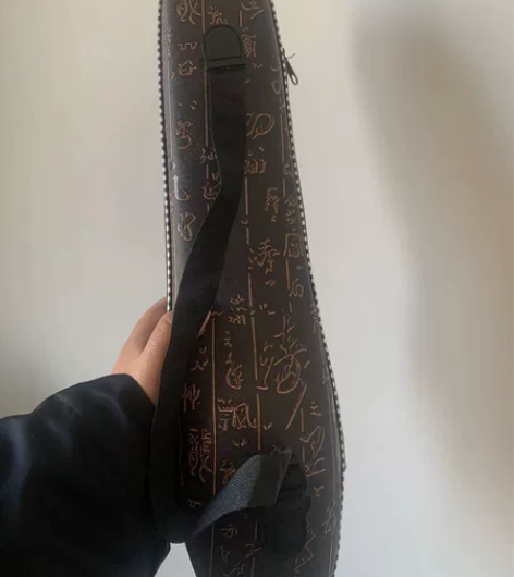 品牌的葫芦丝,几乎全新,没怎么用,想换一个...