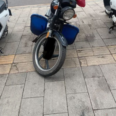 摩托车雅马哈，无维修，正宗雅马哈品牌带牌带...