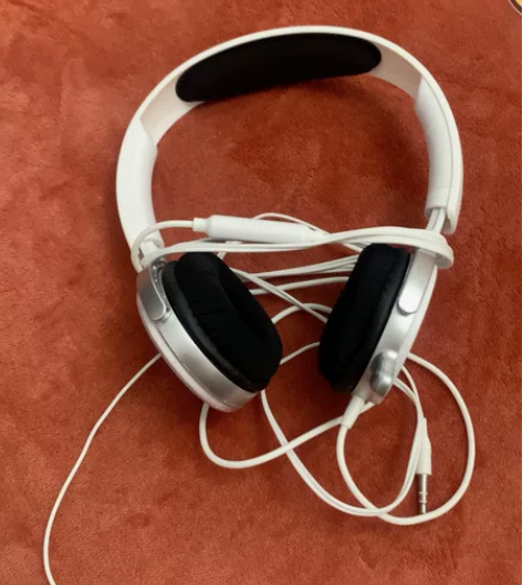 飞利浦耳机 SHB7110 几乎全新,没有...