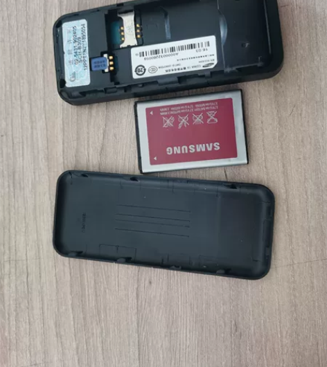 个人使用电信备用机，三星的，有需要吗，送充...