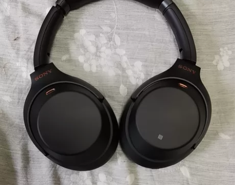 索尼wh-1000xm3 99准新 使用时...