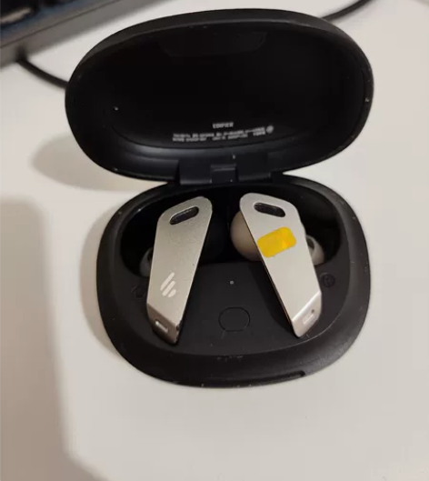 漫步者nb2 pro，功能降噪续航正常，后...