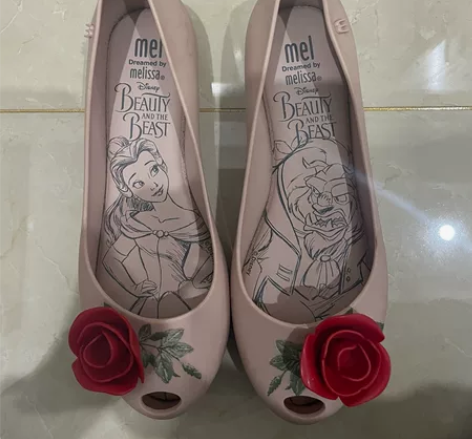melissa单鞋,非常舒适,现在脚胖了穿...