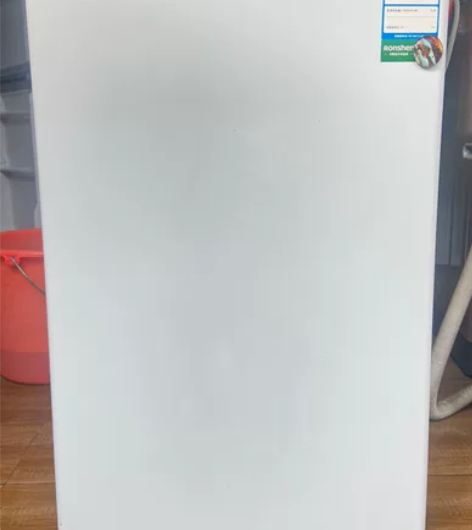 正品容声冰箱，可帮送，三天0.84度电，几...