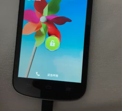 天翼的中兴手机N900，欢迎带走 感兴趣的...