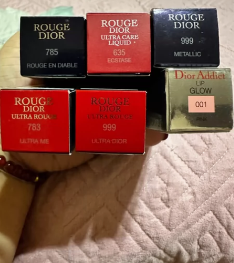 迪奥口红唇釉,因为疫情一直没回家,今年回来...