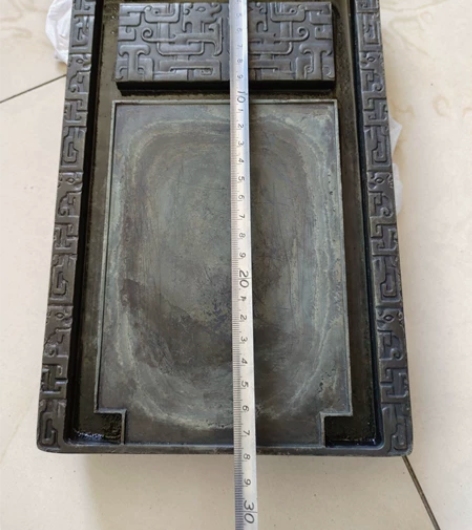 老绿端，端砚带雕工的老砚台，重达10斤，品...