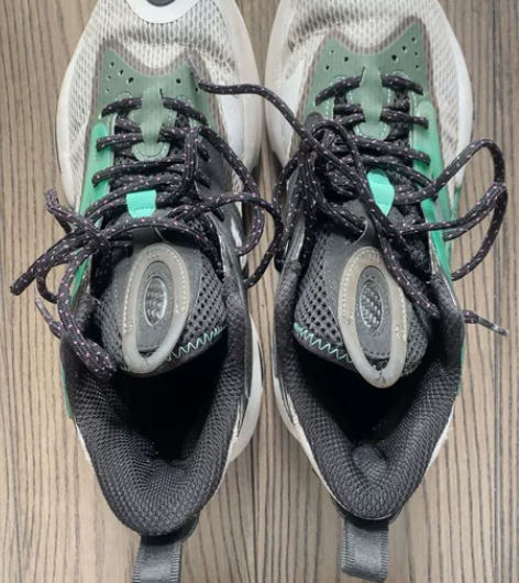 安踏狂潮3 43码 无原盒（看清楚了拍） ...