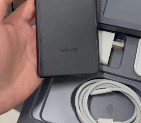 VIVO xnote 12+512的 买来...