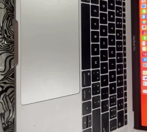 个人一手苹果笔记本！2017年macboo...