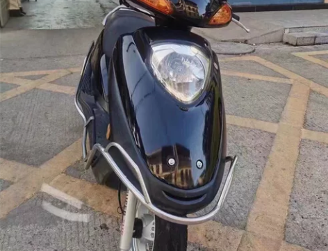 豪爵品牌踏板摩托车宇钻125cc,购买22...