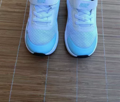 27码 耐克运动鞋          鞋子...