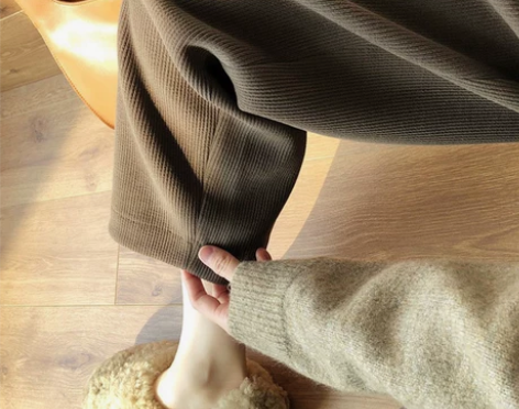 棕色灯芯绒阔腿裤女直筒秋冬休闲宽松九分哈伦...
