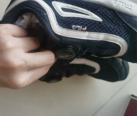 斐乐男童凉鞋,专柜购入 感兴趣的话点“我想...