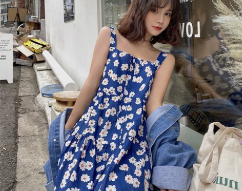 夏天日系小雏菊连衣裙女装小清新碎花吊带裙小...