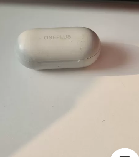 出一个一加budsz耳机 无暗病开盖即连音...