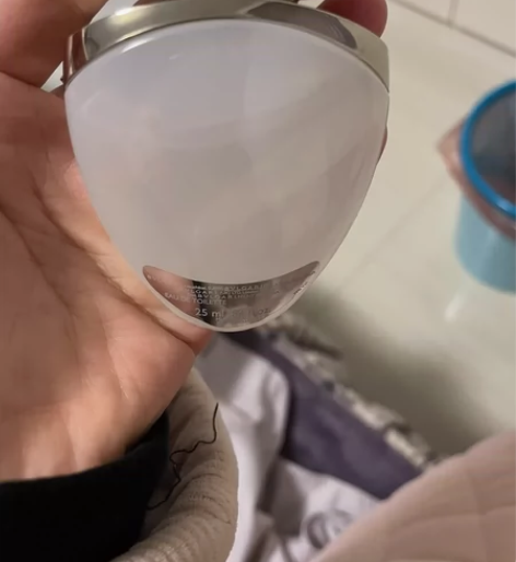 宝格丽晶莹香水,我买错了,我买的是白茶,当...