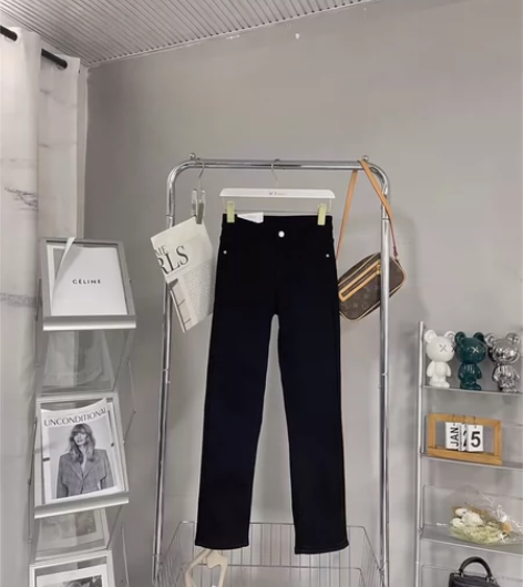 全新未穿过 吊牌都在 扣眼也没开 便宜出加...