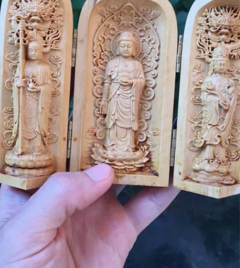 木雕佛像!可随身携带,非常方便,雕刻栩栩如...