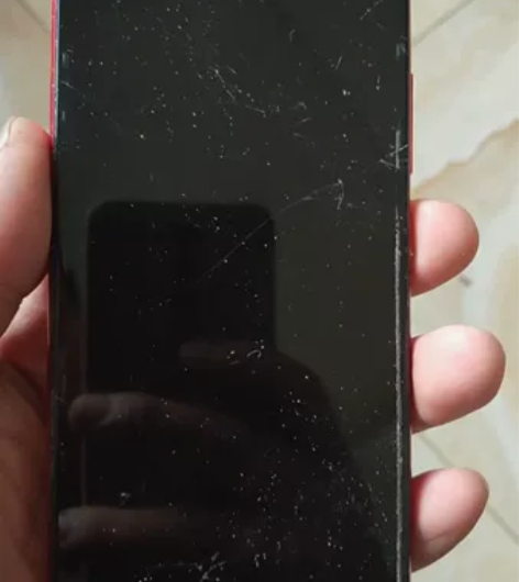 vivo  y93  4＋64  手机屏幕...