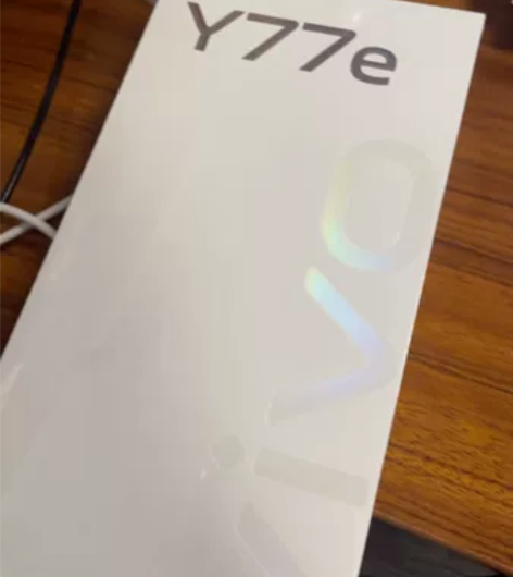 vivo y771 8+128晶耀黑 不...