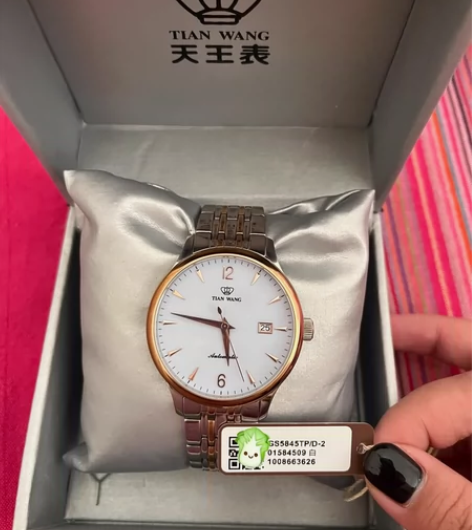 天王手表玫瑰金，家里有事急出，几乎全新，包...