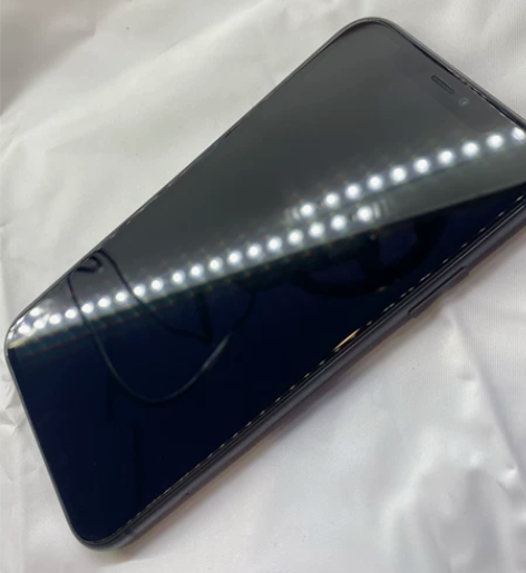 苹果11 黑色128不带盒 几乎全新 电池...
