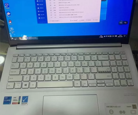 华硕无畏pro15oled版，高端办公本 ...