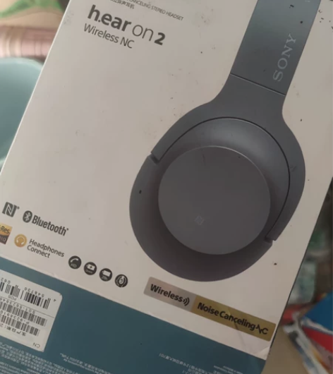 出索尼wh-h900n耳机 很新!!!包装...