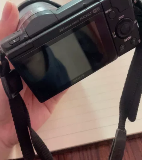 索尼a5000配18-55镜头 很新,功能...