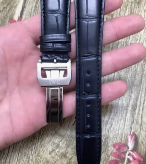 (尺寸22*18)万国手表带 适用万国IW...