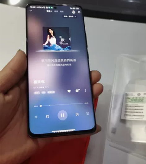 出一台自用小米12Pro天玑版才用3个月因...