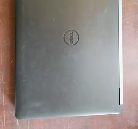 戴尔Latitude E5270笔记本电脑...