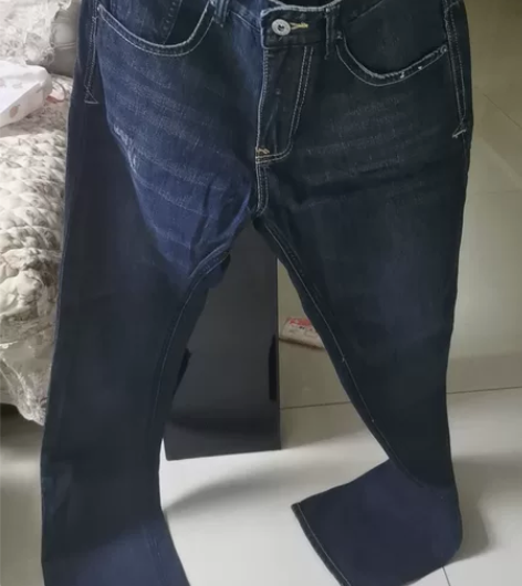 男款深蓝色牛仔裤 美特斯邦威，170/76...