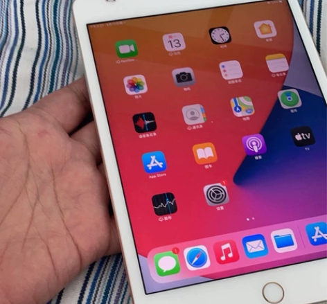 个人闲置平板 ipad mini4 .32...