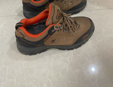骆驼camel登山鞋 9成新，难得穿，41...