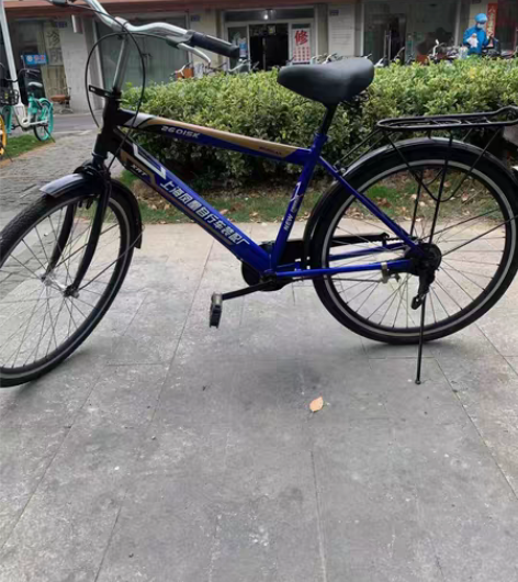 26自行车出让 二手自行车 。成色如...