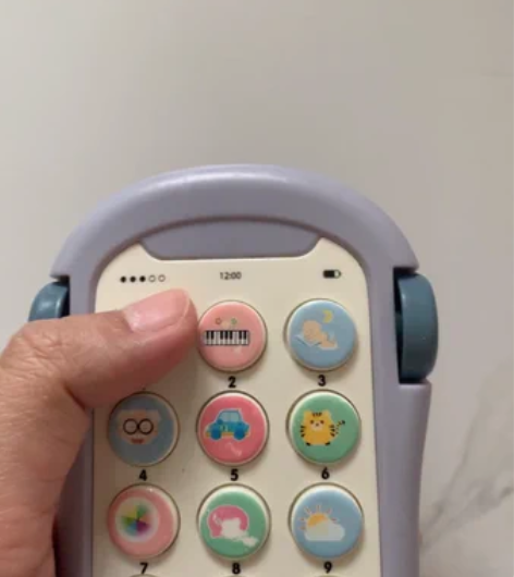 转卖闲置玩具 儿童仿真电话玩具，投球粘粘玩...