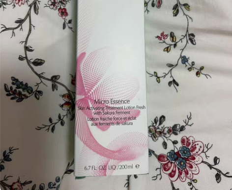雅诗兰黛樱花水200ml 朋友送的 不太适...
