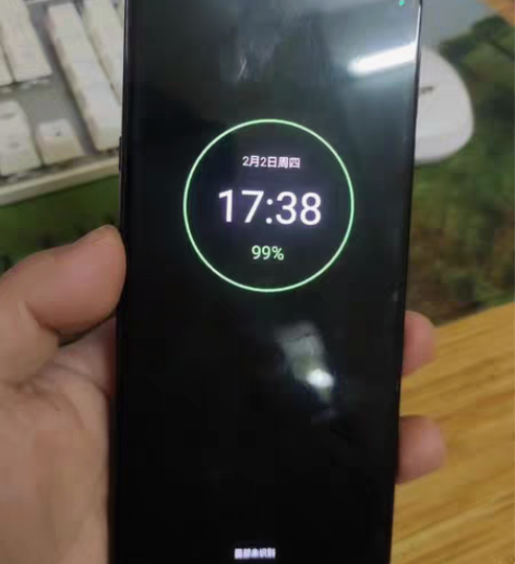 个人自用摩托罗拉 Edge X30,敢确保...