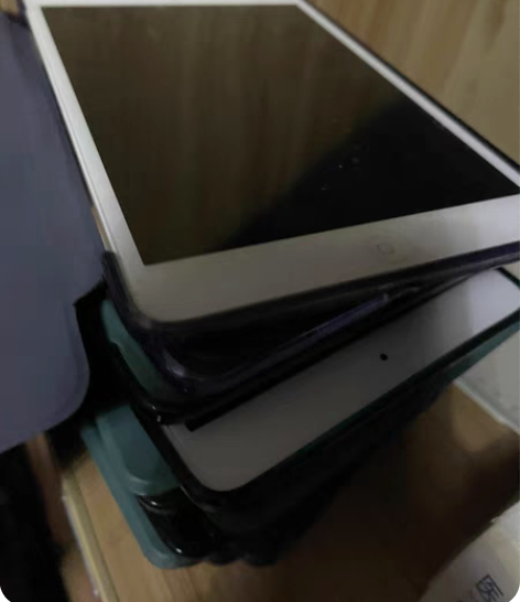 ipad mini1 九成新功能完整 轻微...