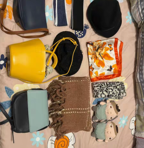 包邮清理衣柜出闲置  都是自已的衣服 什么...