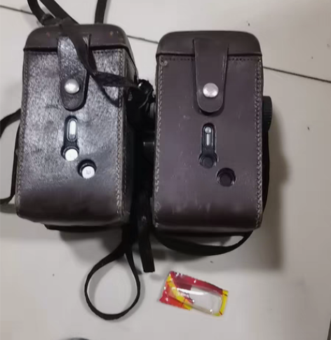 海鸥相机4B,两台一起出,品相还好,功能正...