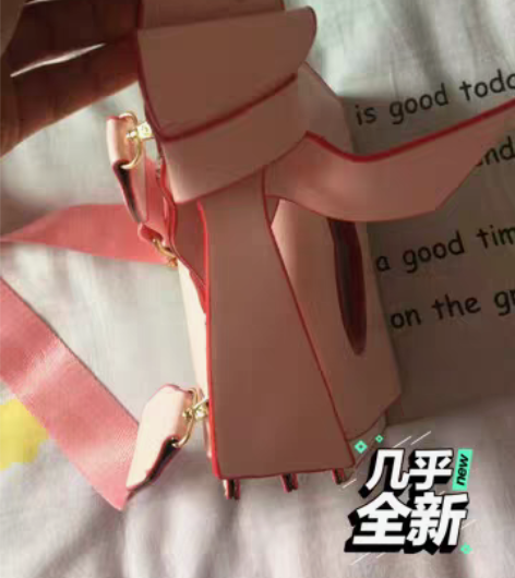 转卖ins超火包包女2019夏季新款潮小方...