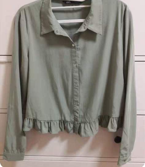 包邮短款女衫 品牌ZARA 型号M(具体尺...